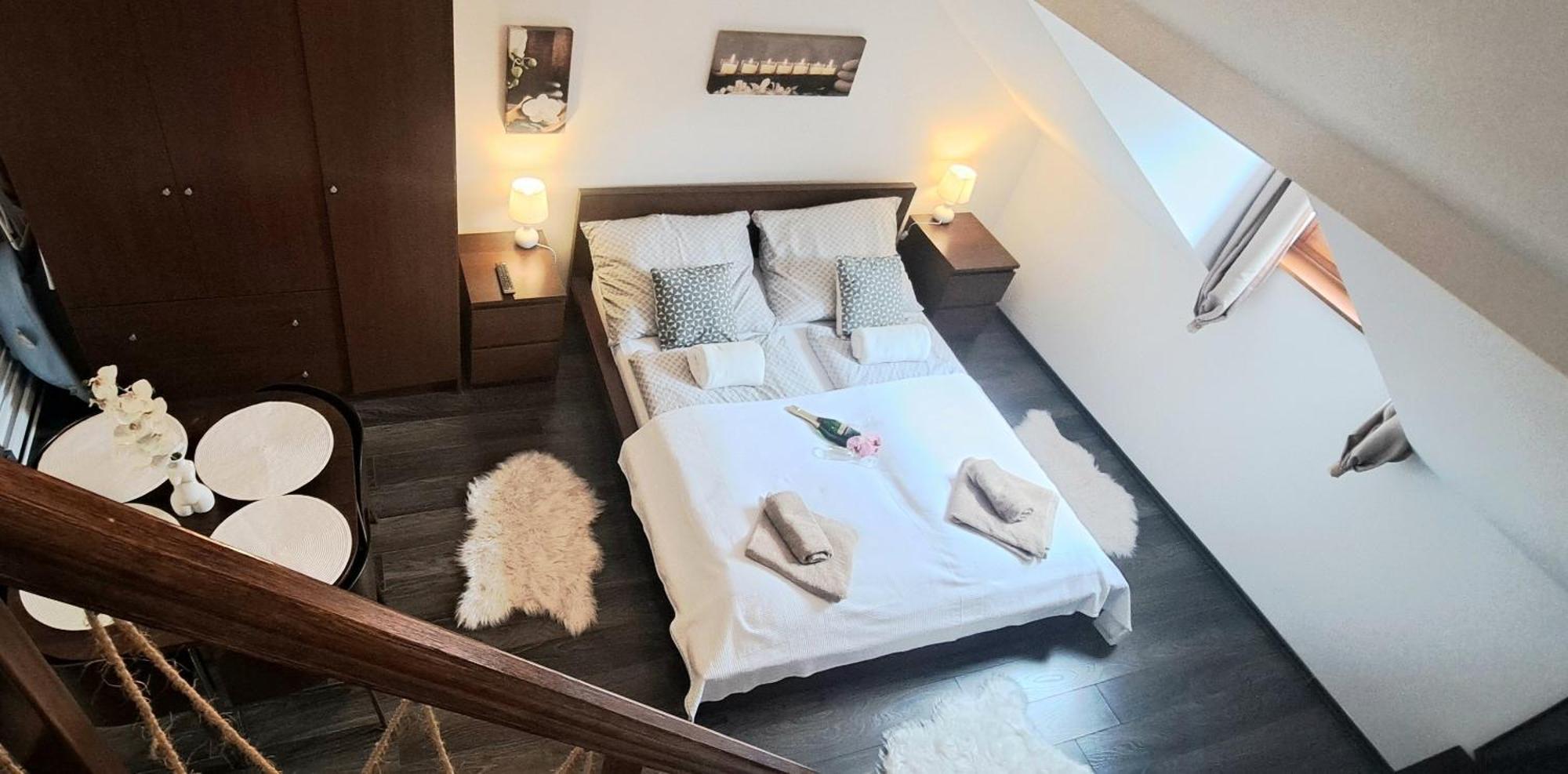 Viktoria Apartman ギュラ エクステリア 写真